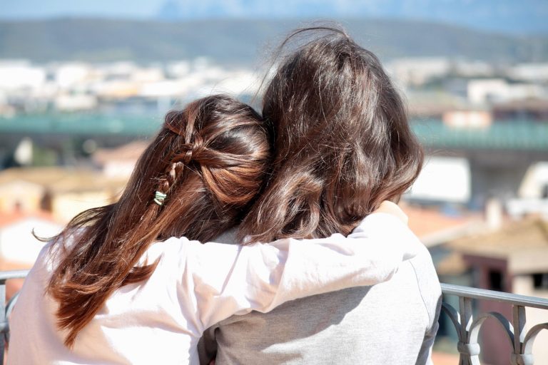Descubre cómo fomentar el respeto y la tolerancia puede construir una sociedad inclusiva, equitativa y armoniosa para todos.