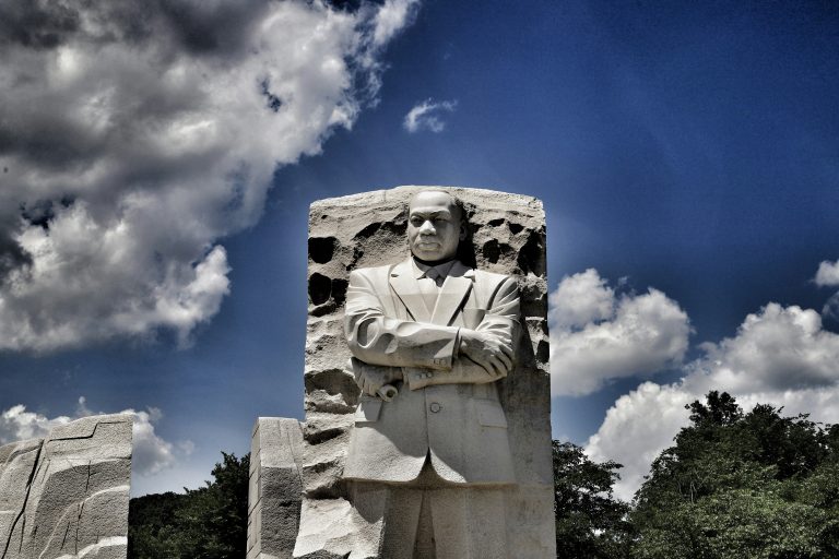 El legado de Martin Luther King: Carácter frente al color de la piel.