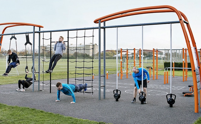 Actividad física en espacios públicos: bienestar, convivencia y salud para toda la comunidad