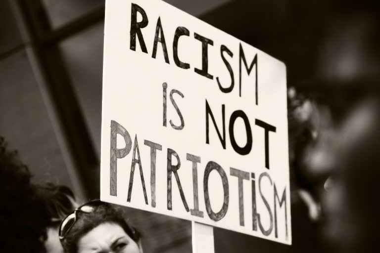El racismo esta teniendo un auge en Estados Unidos algo inadmisible
